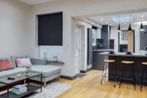 Wrights Terrace - Air Host and Stay - 4 Bedroom